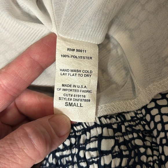 Eight Sixty Women's Printed Navy and White Wide-Leg Pant size S - Picture 5 of 10